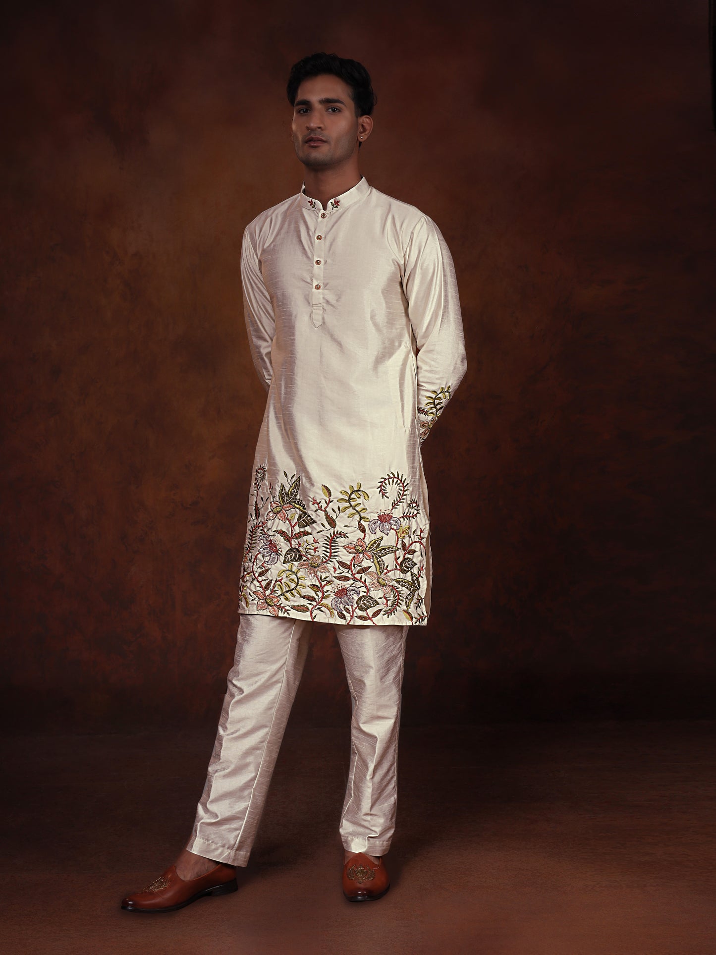Off White Dupion Kurta With Flower Embroidered Kurta Set For Man