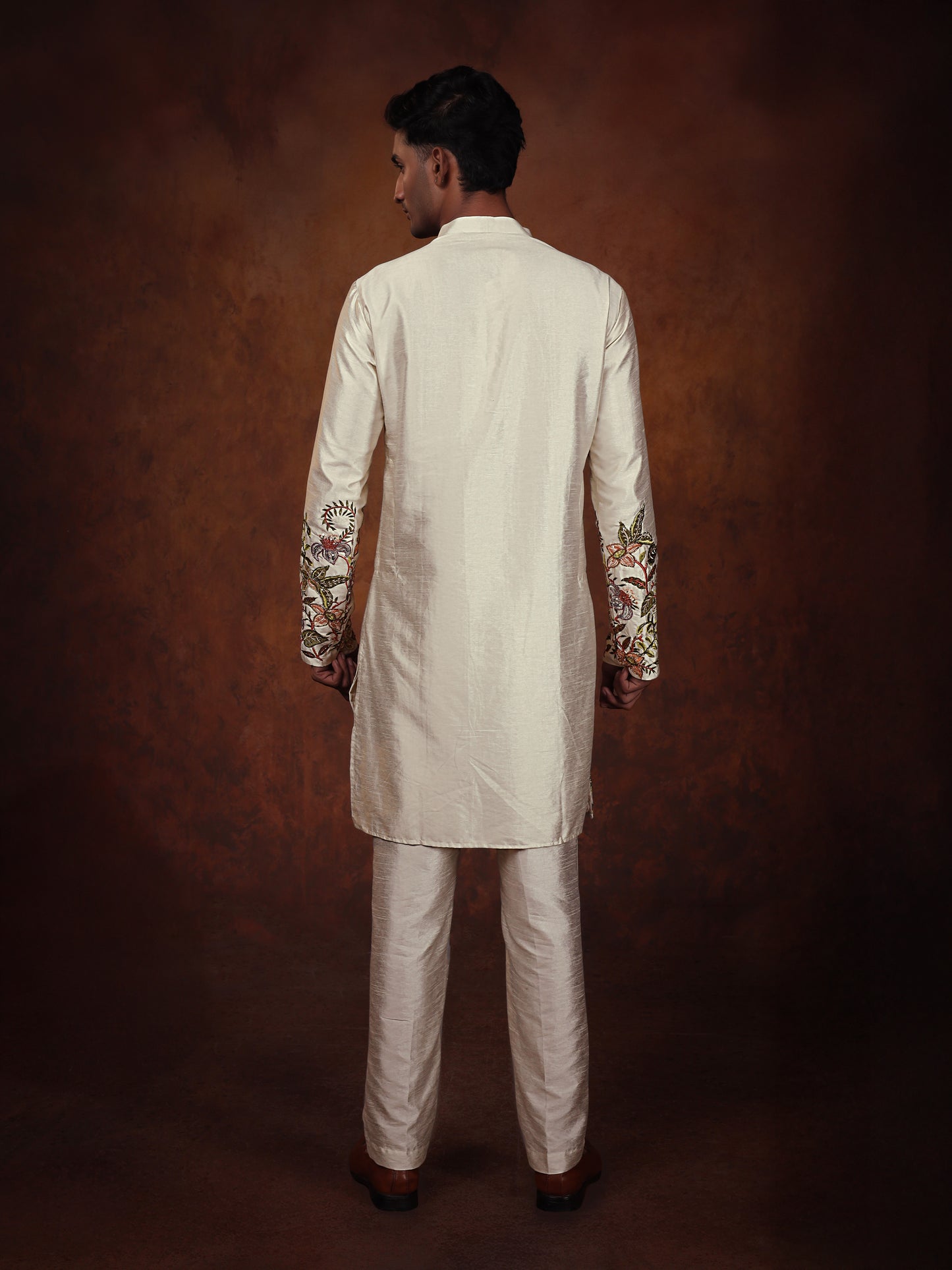 Off White Dupion Kurta With Flower Embroidered Kurta Set For Man